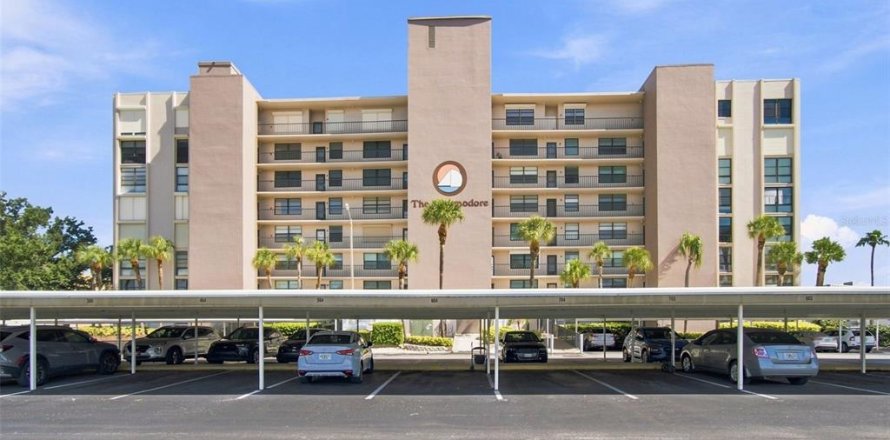 Condo à South Pasadena, Floride, 1 chambre № 2353474