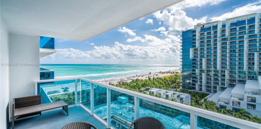 Condominio en Miami Beach, Florida, 2 dormitorios  № 1694065