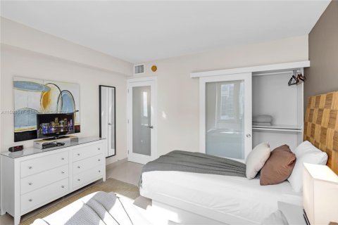 Condominio en venta en Miami Beach, Florida, 2 dormitorios, 114.27 m2 № 1694065 - foto 14