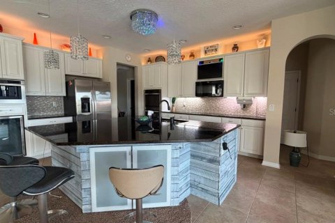 Villa ou maison à louer à Orlando, Floride: 5 chambres, 327.11 m2 № 2429401 - photo 14
