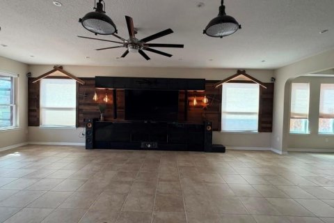 Villa ou maison à louer à Orlando, Floride: 5 chambres, 327.11 m2 № 2429401 - photo 7