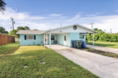 Commercial property in Venice, Florida 4 bedrooms, 215.53 sq.m. № 2383902 - photo 25