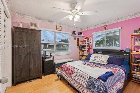 House in Tamarac, Florida 2 bedrooms, 112.97 sq.m. № 1976566 - photo 24