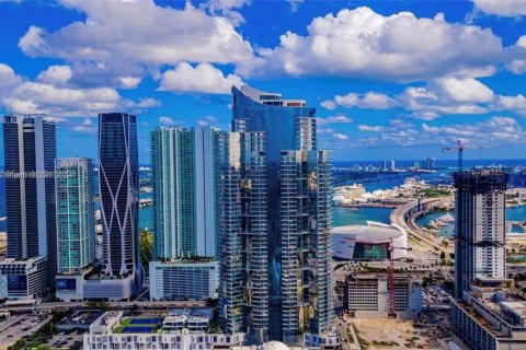 Copropriété à vendre à Miami, Floride: 1 chambre, 108.6 m2 № 1867485 - photo 10