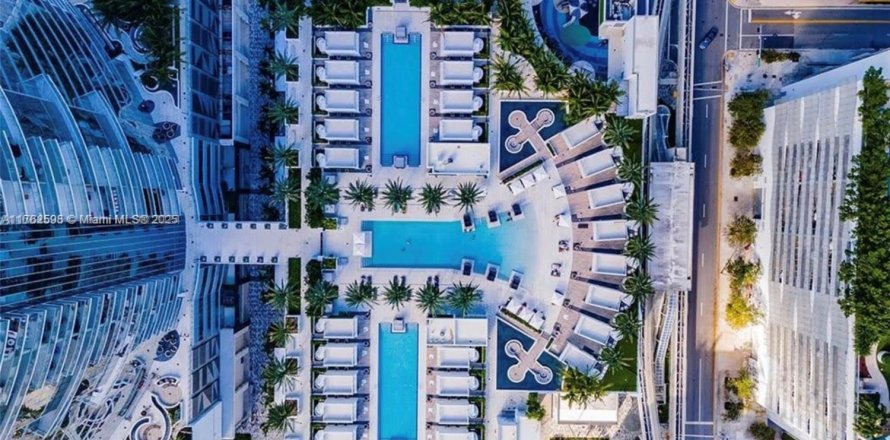 Condo à Miami, Floride, 1 chambre  № 1867485