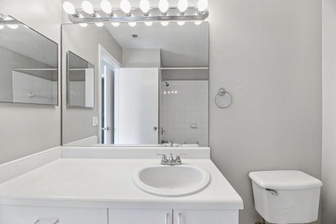 Villa ou maison à vendre à Deerfield Beach, Floride: 3 chambres, 128.76 m2 № 2439387 - photo 26