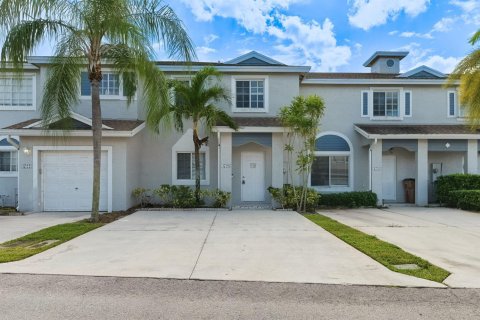 Villa ou maison à Deerfield Beach, Floride 3 chambres, 128.76 m2 № 2439387