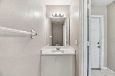 Villa ou maison à vendre à Deerfield Beach, Floride: 3 chambres, 128.76 m2 № 2439387 - photo 25
