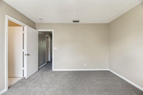 Villa ou maison à vendre à Deerfield Beach, Floride: 3 chambres, 128.76 m2 № 2439387 - photo 18