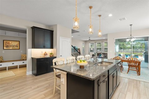 Villa ou maison à vendre à Winter Garden, Floride: 5 chambres, 351.36 m2 № 1687406 - photo 6