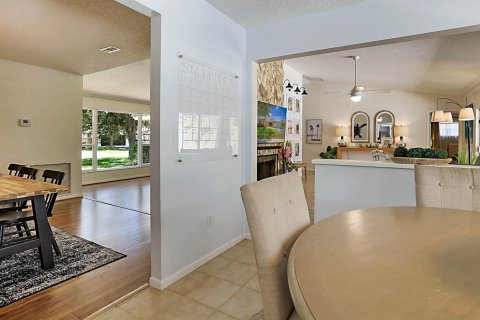House in Boca Raton, Florida 4 bedrooms, 220.36 sq.m. № 2175957 - photo 20