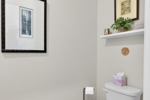 Купить таунхаус в Стьюарт, Флорида 3 спальни, 137.03м2, № 1985835 - фото 5