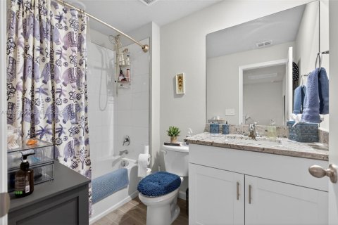 Купить таунхаус в Стьюарт, Флорида 3 спальни, 137.03м2, № 1985835 - фото 20