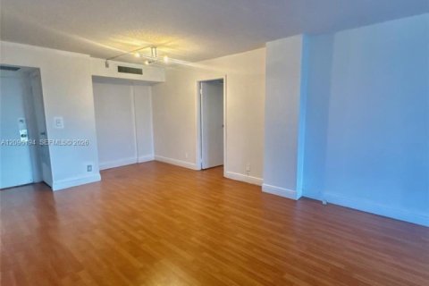 Copropriété à louer à Aventura, Floride: 1 chambre, 92.34 m2 № 2386881 - photo 7