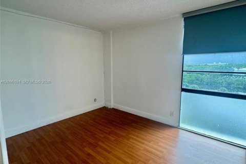 Copropriété à louer à Aventura, Floride: 1 chambre, 92.34 m2 № 2386881 - photo 26