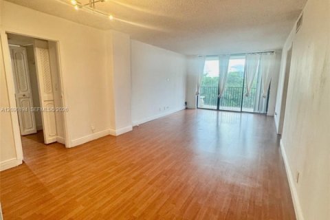 Copropriété à louer à Aventura, Floride: 1 chambre, 92.34 m2 № 2386881 - photo 21
