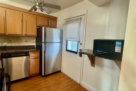 Copropriété à louer à Aventura, Floride: 1 chambre, 92.34 m2 № 2386881 - photo 29
