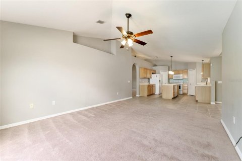 House in Ocala, Florida 4 bedrooms, 193.98 sq.m. № 1782239 - photo 17