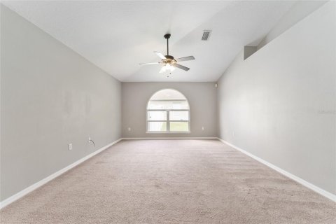 House in Ocala, Florida 4 bedrooms, 193.98 sq.m. № 1782239 - photo 13