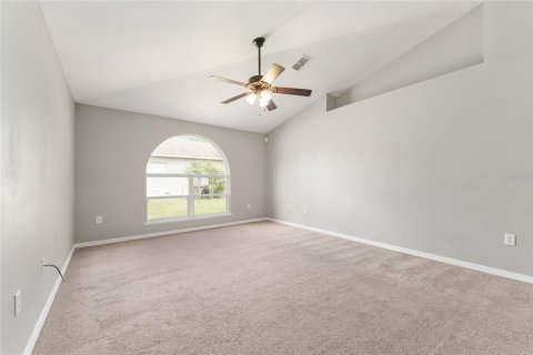 House in Ocala, Florida 4 bedrooms, 193.98 sq.m. № 1782239 - photo 14