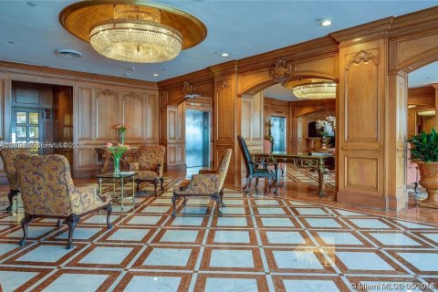 Copropriété à vendre à Coral Gables, Floride: 41.81 m2 № 2041849 - photo 10