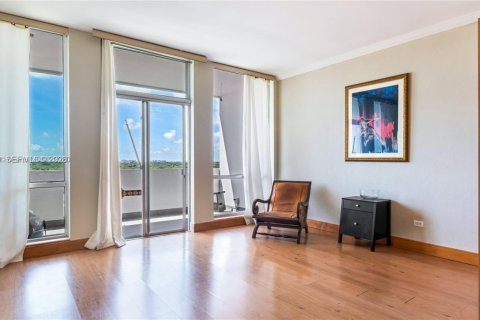 Copropriété à vendre à Coral Gables, Floride: 41.81 m2 № 2041849 - photo 3