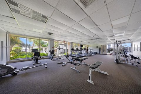 Condo in Sunny Isles Beach, Florida, 1 bedroom  № 1738867 - photo 29