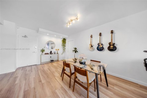 Condo in Sunny Isles Beach, Florida, 1 bedroom  № 1738867 - photo 6