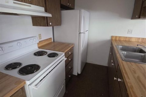 Apartment in DeLand, Florida 2 bedrooms, 83.61 sq.m. № 2213169 - photo 4