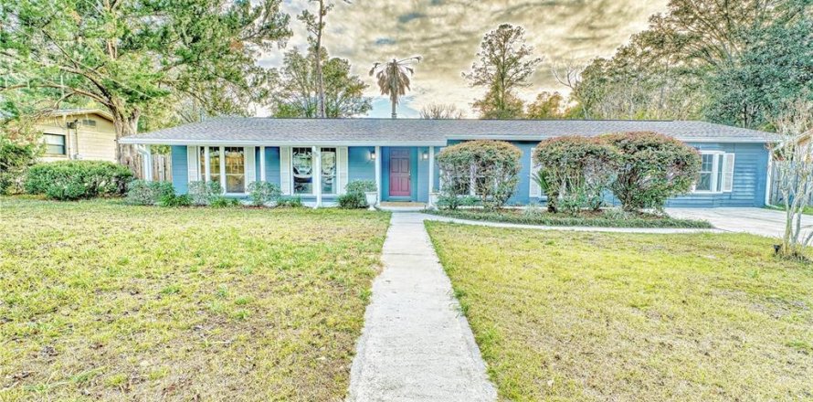 Villa ou maison à Gainesville, Floride 4 chambres, 204.38 m2 № 1520543