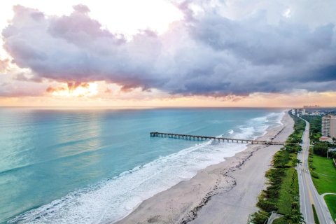 Condo in Juno Beach, Florida, 3 bedrooms  № 1040589 - photo 1