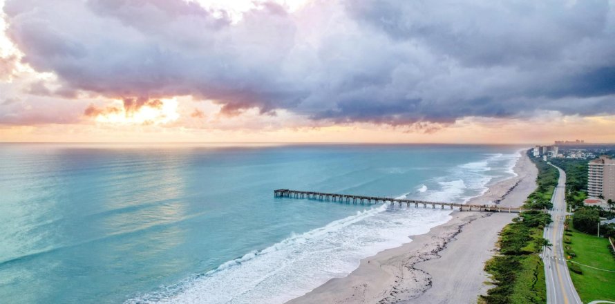 Condo in Juno Beach, Florida, 3 bedrooms  № 1040589