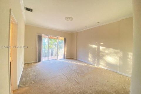 Снять в аренду виллу или дом в Пемброк-Пайнс, Флорида 4 спальни, 308.25м2, № 2000839 - фото 21