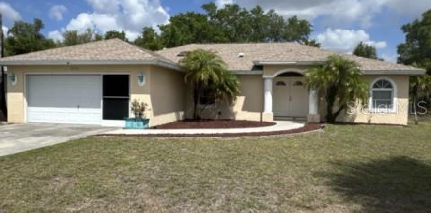 House in North Port, Florida 3 bedrooms, 141.77 sq.m. № 2228465