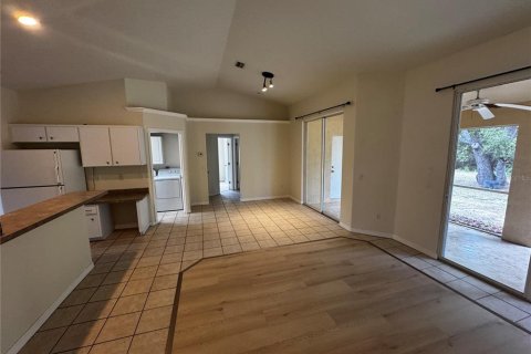 House in North Port, Florida 3 bedrooms, 141.77 sq.m. № 2228465 - photo 4