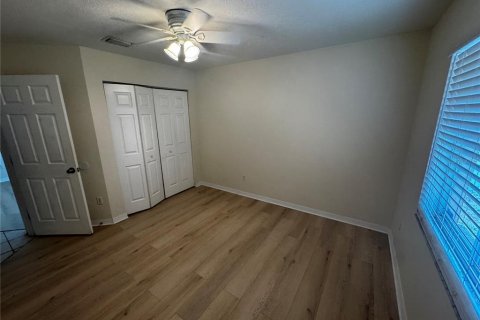House in North Port, Florida 3 bedrooms, 141.77 sq.m. № 2228465 - photo 11