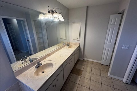 House in North Port, Florida 3 bedrooms, 141.77 sq.m. № 2228465 - photo 14