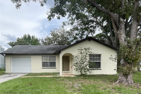 House in New Port Richey, Florida 2 bedrooms, 90.67 sq.m. № 1769324 - photo 2