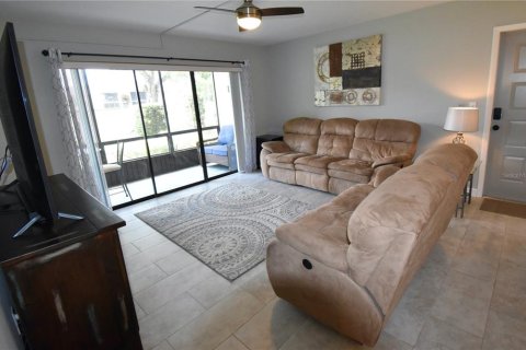 Copropriété à vendre à Tarpon Springs, Floride: 2 chambres, 90.95 m2 № 1899875 - photo 6