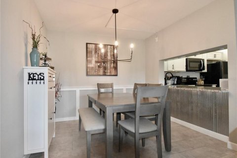 Copropriété à vendre à Tarpon Springs, Floride: 2 chambres, 90.95 m2 № 1899875 - photo 3