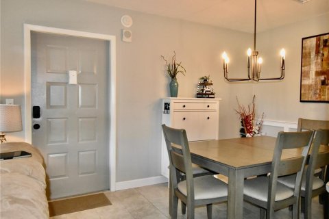 Copropriété à vendre à Tarpon Springs, Floride: 2 chambres, 90.95 m2 № 1899875 - photo 2