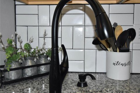 Copropriété à vendre à Tarpon Springs, Floride: 2 chambres, 90.95 m2 № 1899875 - photo 12