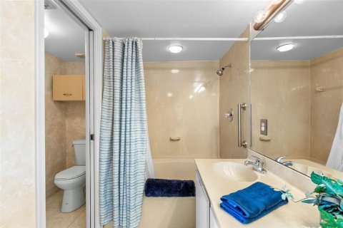 Снять в аренду кондоминиум в Сент-Питерсберг, Флорида 6 комнат, 116.59м2, № 1690263 - фото 13