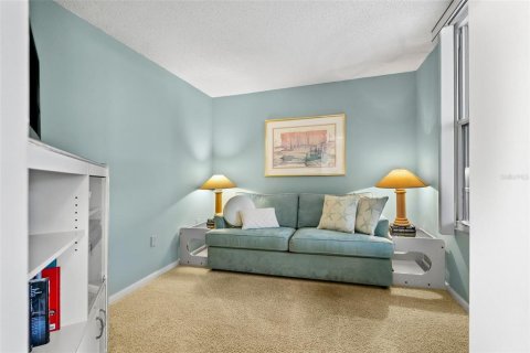 Снять в аренду кондоминиум в Сент-Питерсберг, Флорида 6 комнат, 116.59м2, № 1690263 - фото 15