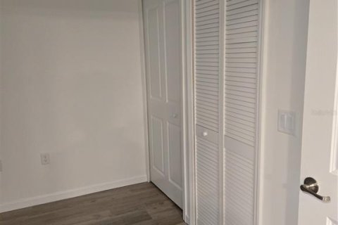 Condominio en venta en Orlando, Florida, 1 dormitorio, 71.35 m2 № 1532517 - foto 11