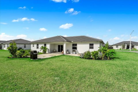House in Homestead, Florida 3 bedrooms, 198.53 sq.m. № 1701898 - photo 26
