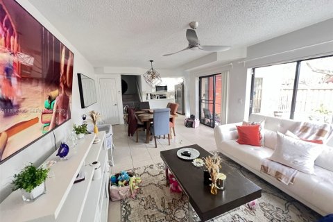 Adosado en alquiler en Boca Raton, Florida, 3 dormitorios, 126.72 m2 № 1994332 - foto 8