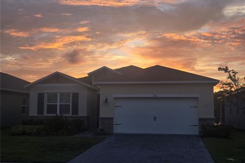 House in New Smyrna Beach, Florida 3 bedrooms, 154.4 sq.m. № 1907047 - photo 1