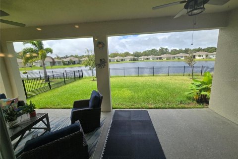 House in New Smyrna Beach, Florida 3 bedrooms, 154.4 sq.m. № 1907047 - photo 19