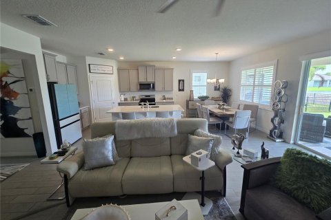 House in New Smyrna Beach, Florida 3 bedrooms, 154.4 sq.m. № 1907047 - photo 23